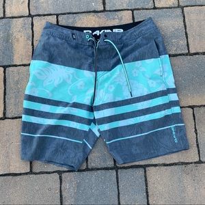 Dakine Boardshorts size 34